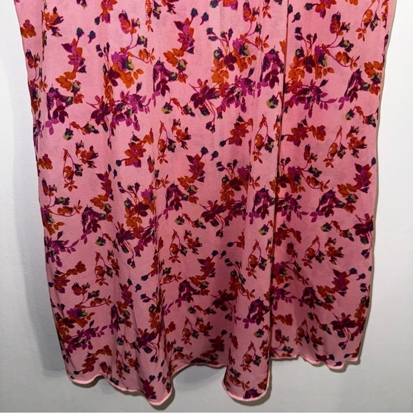 NWT Out From Under Carly Girl Crush Longline Flyaway Cami size medium - Picture 10 of 16